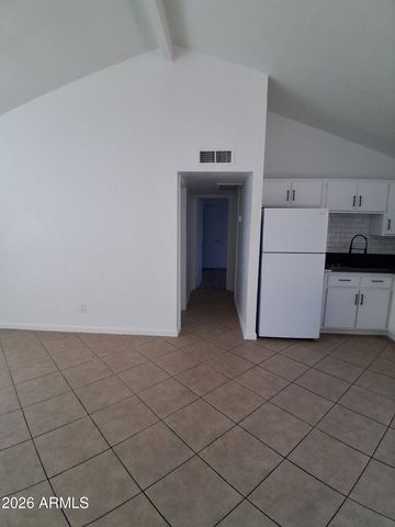 13221 N 21st Place 4, Phoenix, AZ 85022