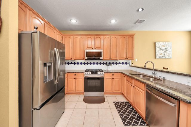 13635 Treebank Lane, Houston, TX 77070