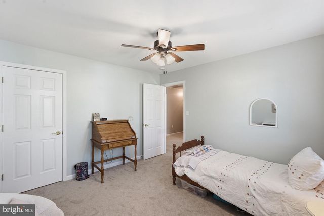 59 COUNTRY MANOR DR, Fredericksburg, VA 22406