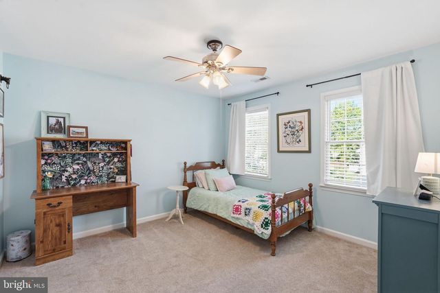 59 COUNTRY MANOR DR, Fredericksburg, VA 22406