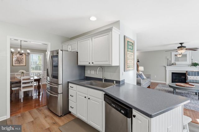 59 COUNTRY MANOR DR, Fredericksburg, VA 22406