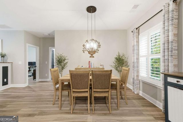 221 Windsor Way, Jasper, GA 30143