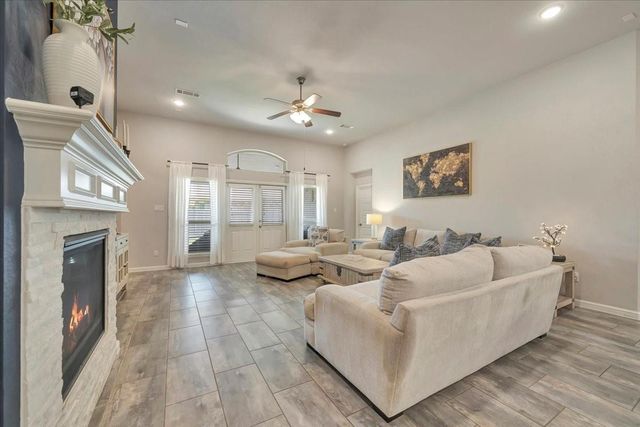 4815 Tascosa Lane, League City, TX 77573