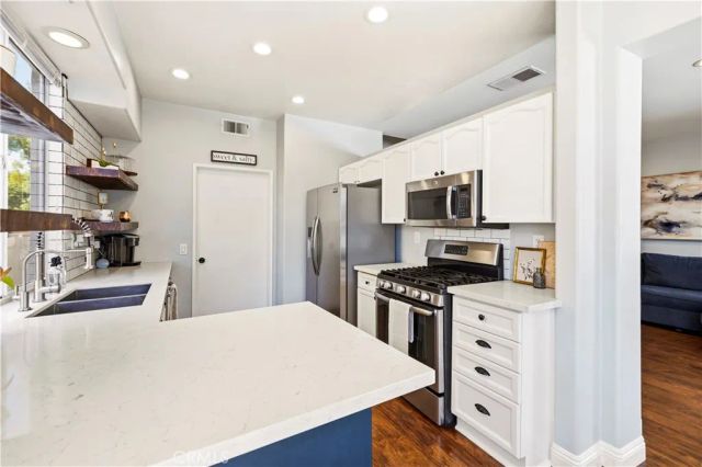 27629 Primrose Lane, Castaic, CA 91384