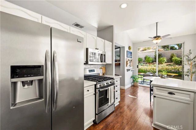 27629 Primrose Lane, Castaic, CA 91384