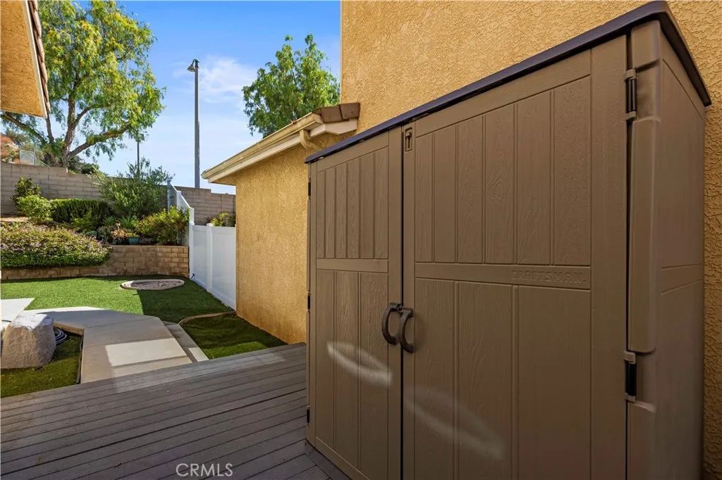 27629 Primrose Lane, Castaic, CA 91384