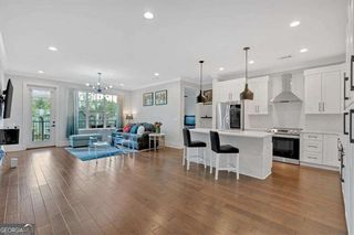 6890 Peachtree Dunwoody Road 303, Atlanta, GA 30328