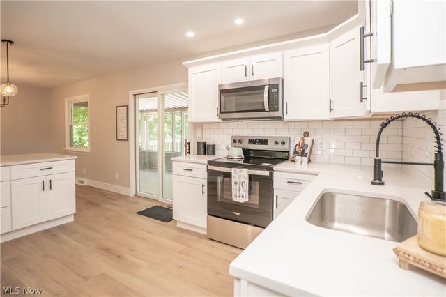 1108 Maple Street, Tallmadge, OH 44278