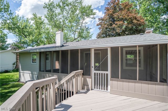1108 Maple Street, Tallmadge, OH 44278