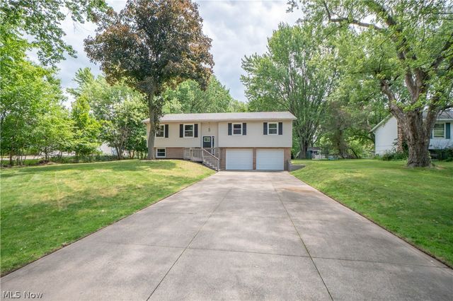 1108 Maple Street, Tallmadge, OH 44278