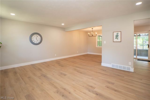 1108 Maple Street, Tallmadge, OH 44278