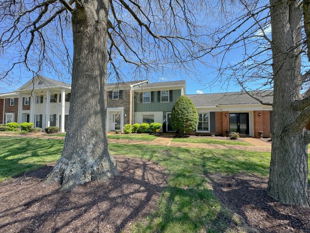 1002 E Northfield Blvd Apt A102, Murfreesboro, TN 37130