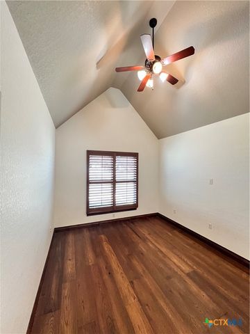2264 Granada Hills, New Braunfels, TX 78132