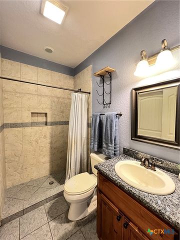 2264 Granada Hills, New Braunfels, TX 78132