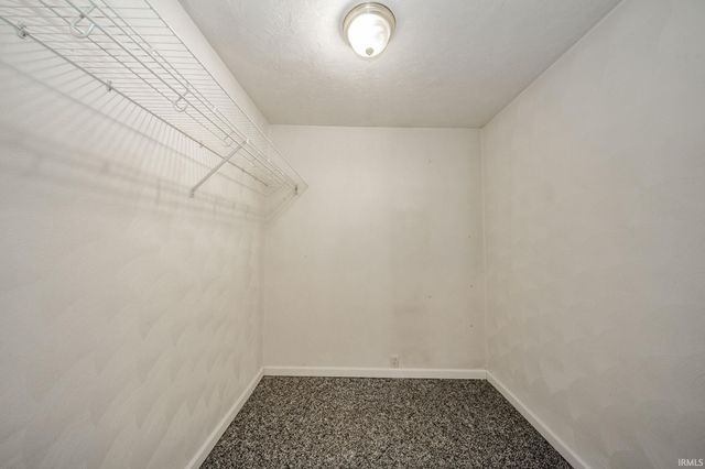 11114 N 300 E, Alexandria, IN 46001