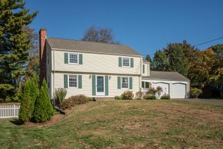 33 April Drive, Glastonbury, CT 06033