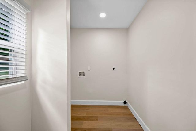 321 Whitmire Circle, Tunnel Hill, GA 30755