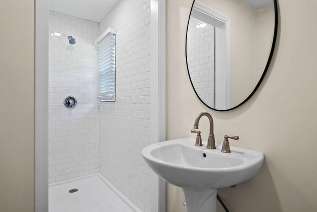 321 Whitmire Circle, Tunnel Hill, GA 30755