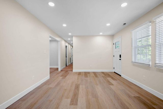 321 Whitmire Circle, Tunnel Hill, GA 30755