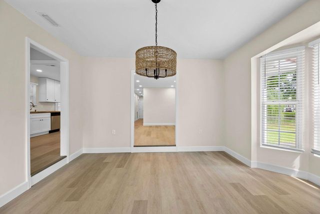321 Whitmire Circle, Tunnel Hill, GA 30755