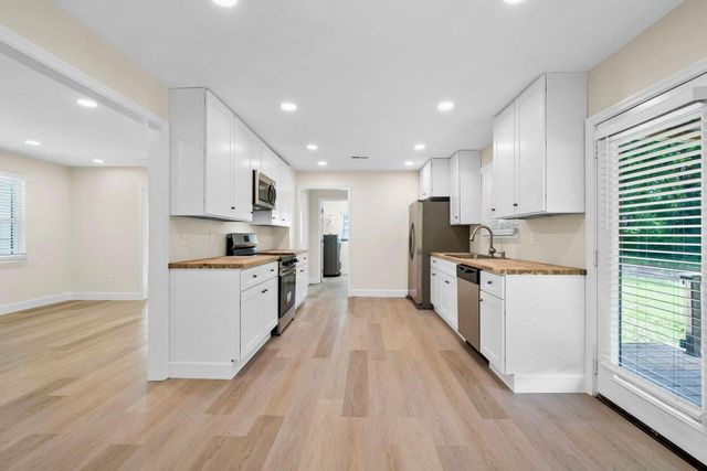 321 Whitmire Circle, Tunnel Hill, GA 30755