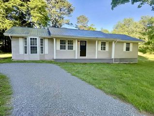 321 Whitmire Circle, Tunnel Hill, GA 30755