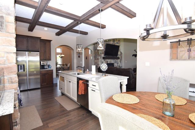 2313 E Royerton Road, Muncie, IN 47303