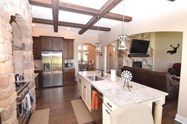 2313 E Royerton Road, Muncie, IN 47303