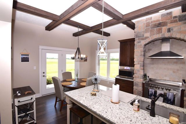 2313 E Royerton Road, Muncie, IN 47303