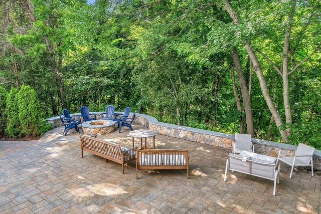 89 Rolling Lane, Needham, MA 02492