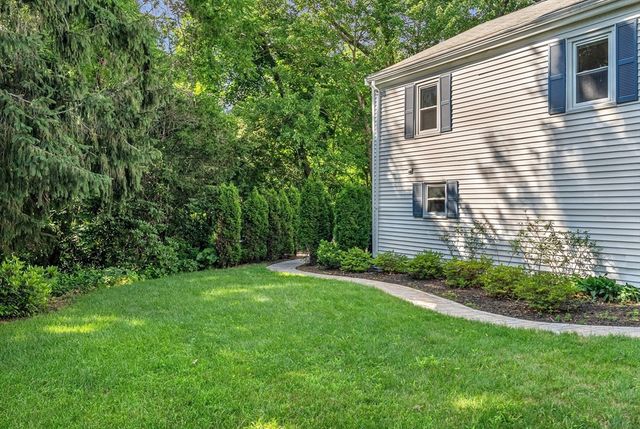 89 Rolling Lane, Needham, MA 02492