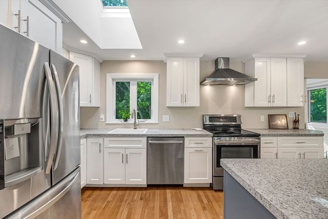 89 Rolling Lane, Needham, MA 02492