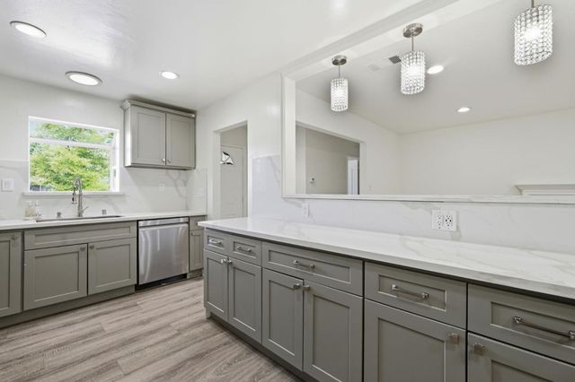 619 Wales Drive, Folsom, CA 95630