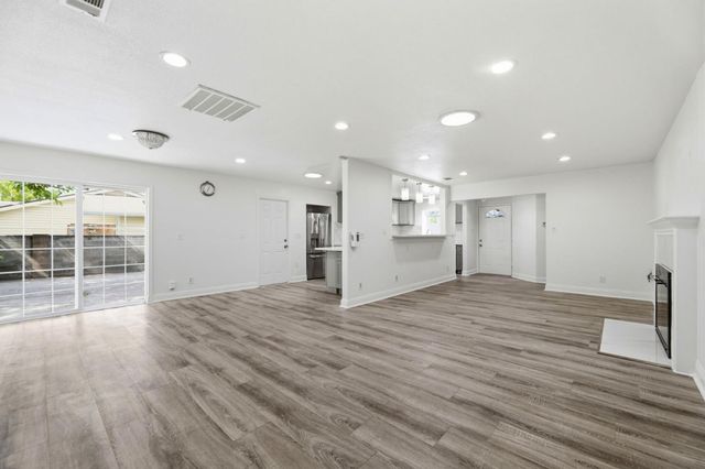619 Wales Drive, Folsom, CA 95630