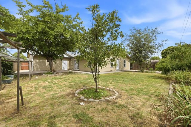 619 Wales Drive, Folsom, CA 95630