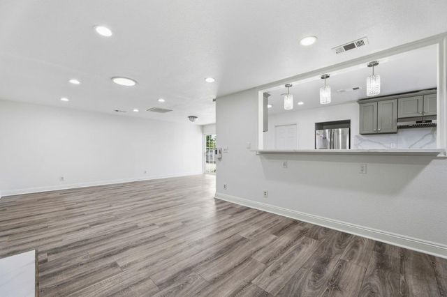 619 Wales Drive, Folsom, CA 95630