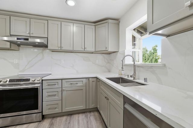 619 Wales Drive, Folsom, CA 95630