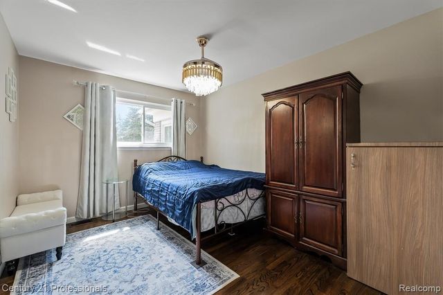 37010 Calka Drive, Sterling Heights, MI 48310