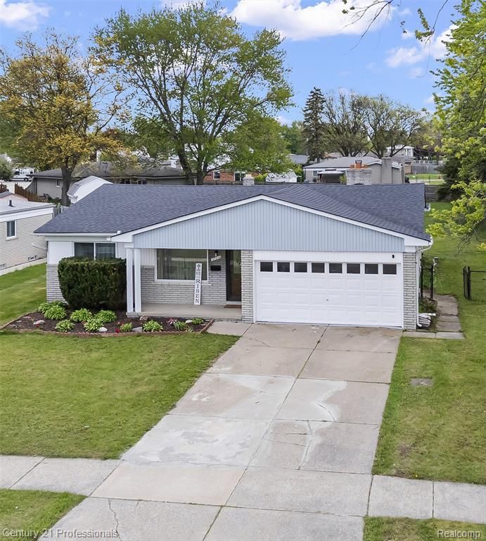 37010 Calka Drive, Sterling Heights, MI 48310