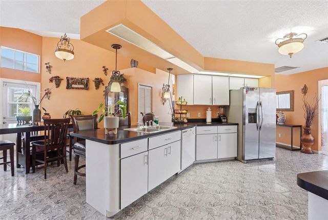 23494 WESTCHESTER BOULEVARD, Punta Gorda, FL 33980