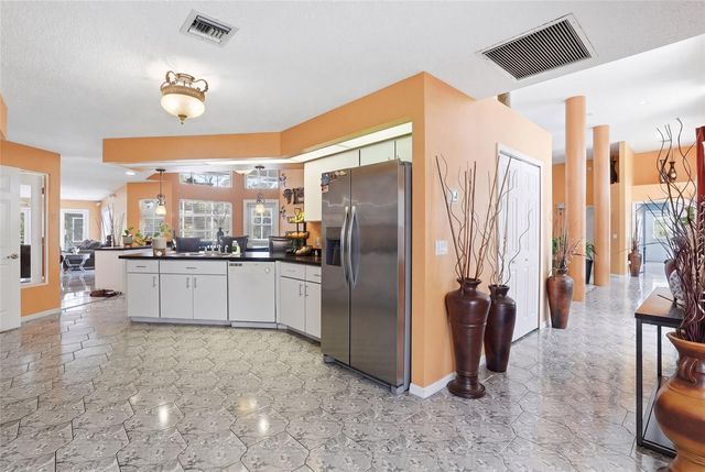 23494 WESTCHESTER BOULEVARD, Punta Gorda, FL 33980