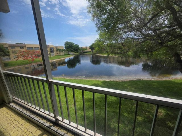 5750 NW 64th Avenue 201, Tamarac, FL 33319