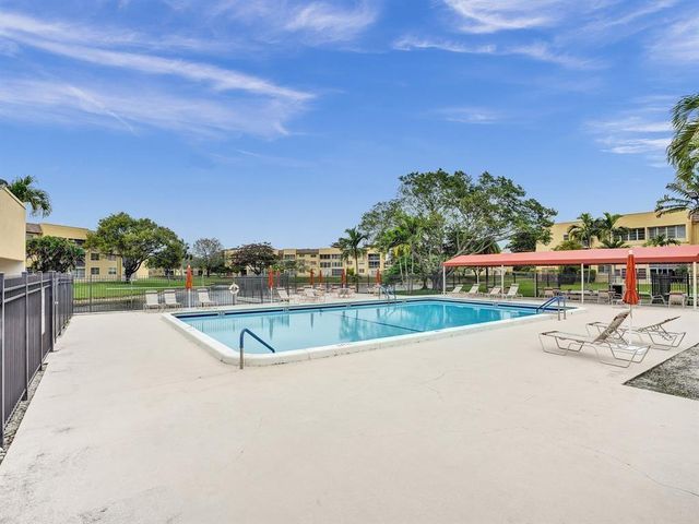 5750 NW 64th Avenue 201, Tamarac, FL 33319