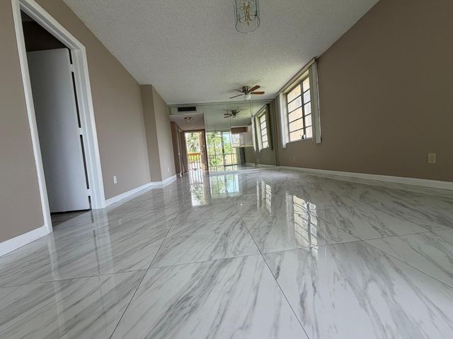 5750 NW 64th Avenue 201, Tamarac, FL 33319
