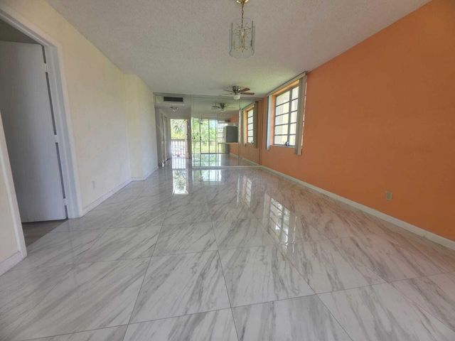 5750 NW 64th Avenue 201, Tamarac, FL 33319
