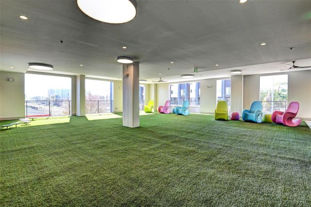 6400 Washington Avenue 603, Houston, TX 77007