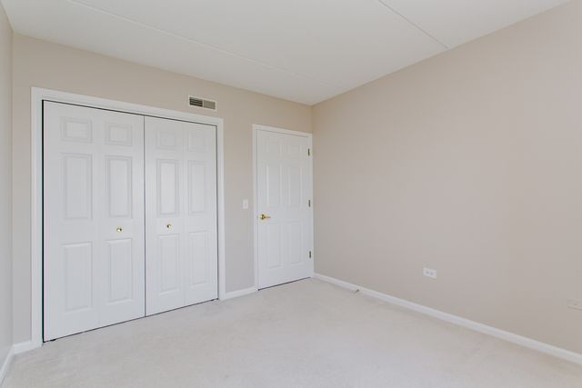 7400 N LINCOLN Avenue 511, Skokie, IL 60076
