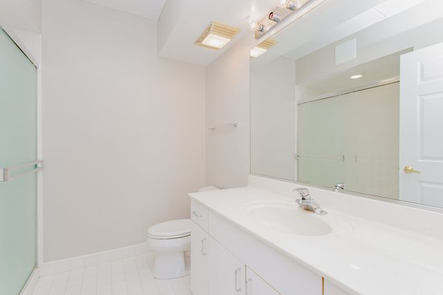 7400 N LINCOLN Avenue 511, Skokie, IL 60076