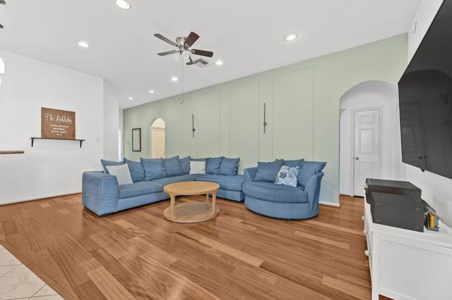 4227 Barossa Valley Lane, Katy, TX 77449