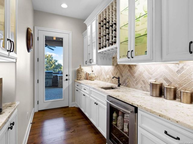 1420 Capitare, New Braunfels, TX 78132